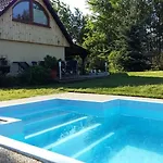 Dom Grabowa Z Sauną , Podgrzewanym Basenem I Balią Z Hydromasażem Dom wakacyjny Gilowice (Zywiec)