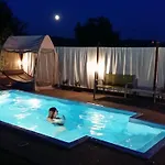 Dom wakacyjny Dom Grabowa Z Sauną , Podgrzewanym Basenem I Balią Z Hydromasażem *