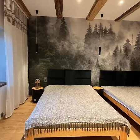 Holiday home Dom Grabowa Z Sauna , Podgrzewanym Basenem I Balia Z Hydromasazem