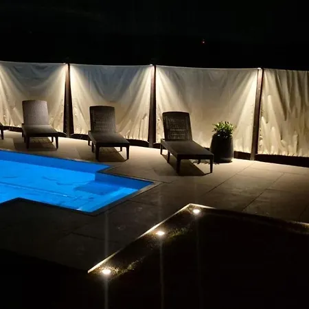 Dom Grabowa Z Sauna , Podgrzewanym Basenem I Balia Z Hydromasazem Holiday home